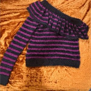 WAYF Off-the-Shoulder Striped Sweater - Black and purple/pink